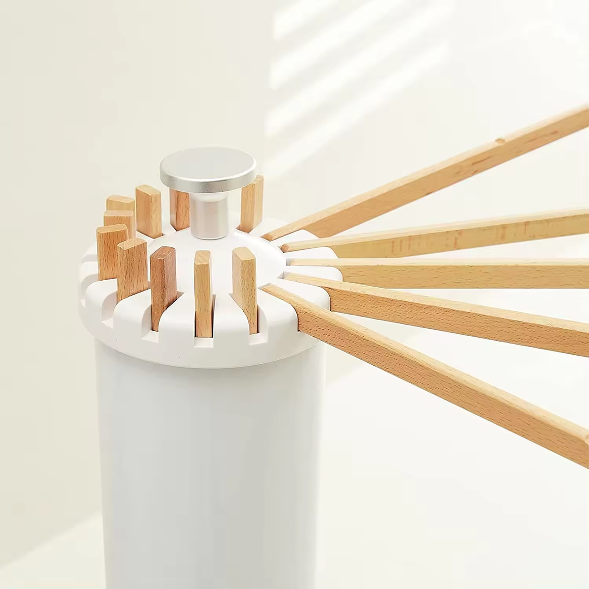 Portable folding clothes drying rack
